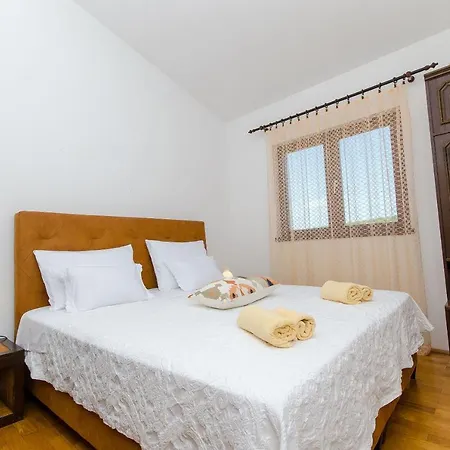 Apartment Unique Flora Stari Grad (Hvar)